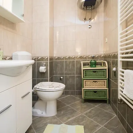 Apartment House Kvin