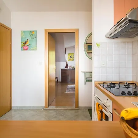 Appartement House Kvin *